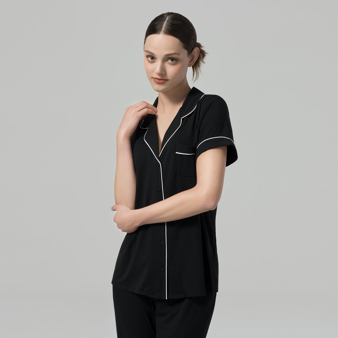 Stay Cool and Comfortable with Dream Valley®’s Cooling Pajama Set