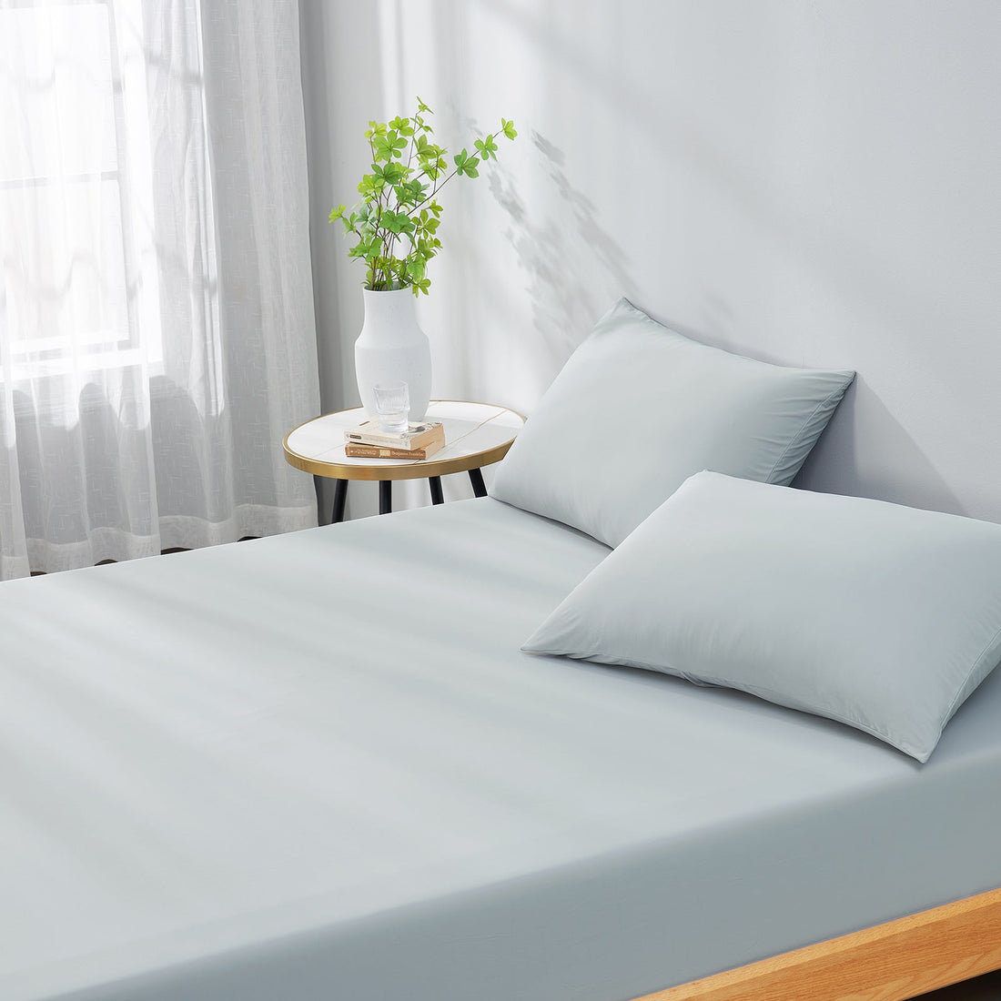 Discover the Dream Valley® Aerocool™ Cooling Fitted Sheet Set