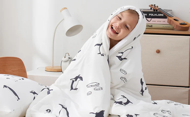 Cooling Blanket for Sleeping: Adapting to Seasonal Shifts for Better Sleep in Children and Adolescents