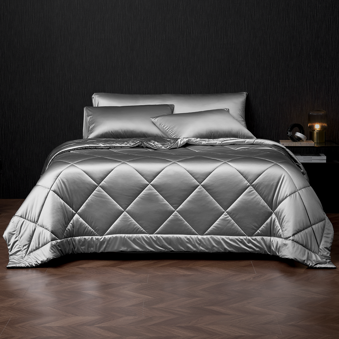 Outlast® Temperature Regulating Comforter