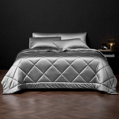 Outlast® Temperature Regulating Comforter