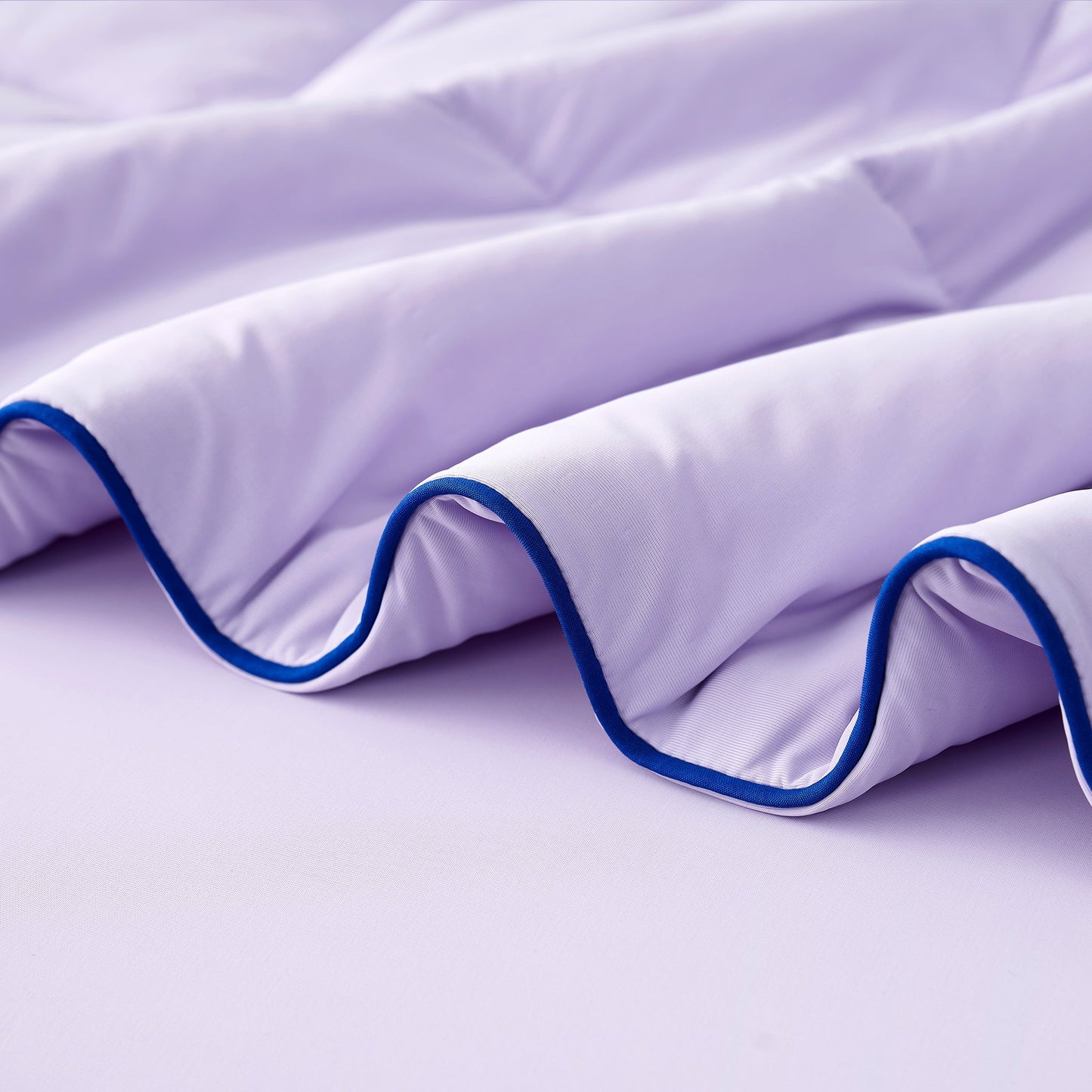 Outlast® Aerocool™ Deep Sleep Temperature-Regulating Comforter