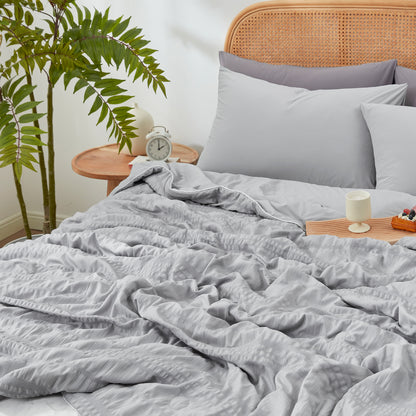 Seersucker Cooling Comforter-Light Grey