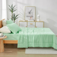 Dream Valley® Outlast® Deep Sleep Cooling Comforter