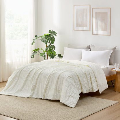 Seersucker Cooling Comforter-Cream White